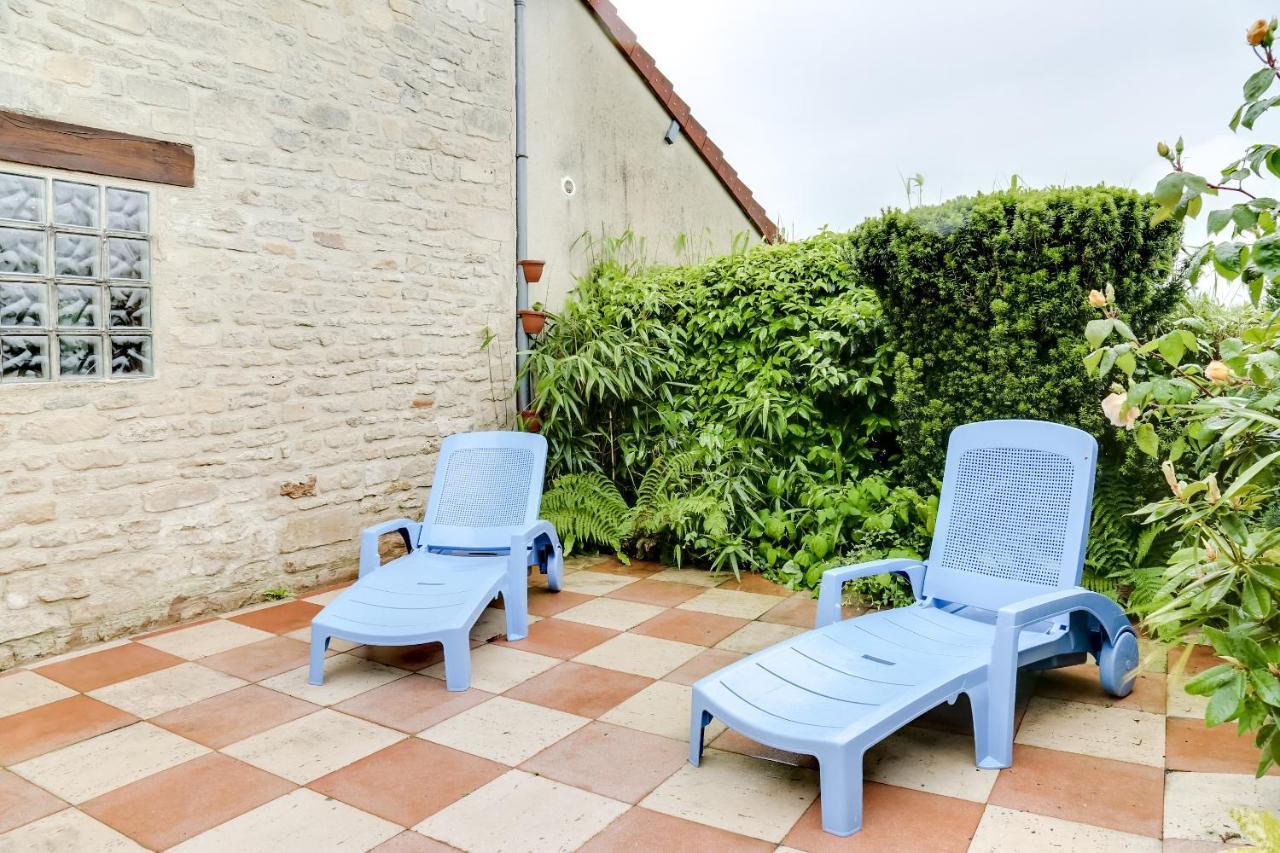 Isida, Maison Spacieuse Avec Terrasse Et Stationnement Caen Eksteriør bilde